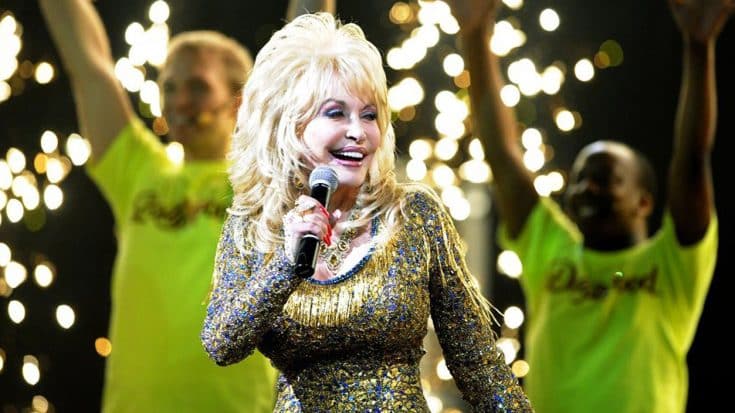 Dolly Parton’s Telethon Successfully Raises Massive Total For Wildfire Victims | Country Music Videos