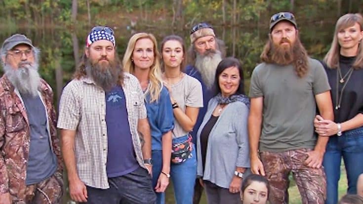‘Duck Dynasty’ Family Reacts To Unexpected Cancellation | Country Music Videos