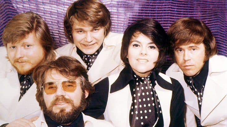Kenny Rogers’ The First Edition Bandmate Passes Away At Age 76 | Country Music Videos