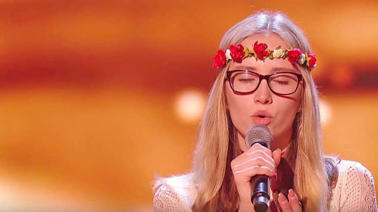 14-Year-Old Blows ‘Voice’ Judges Away With Mesmerizing Fleetwood Mac Hit | Country Music Videos