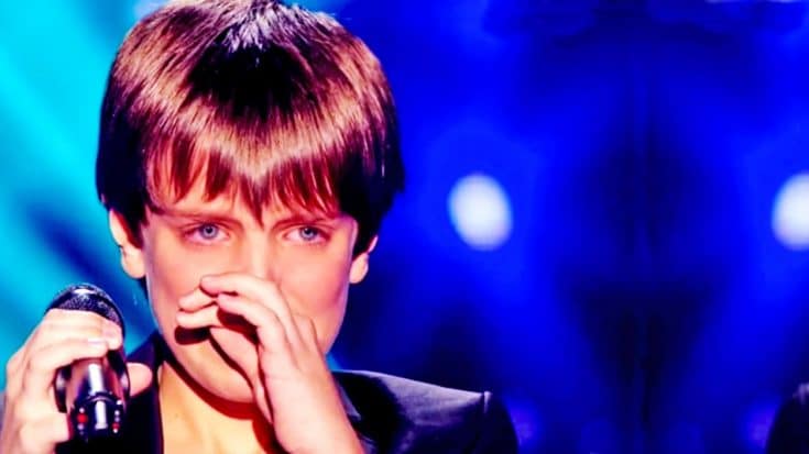 ‘Voice’ Contestant Is Overcome With Emotion After Moving Cover Of  ‘I Will Always Love You’ | Country Music Videos