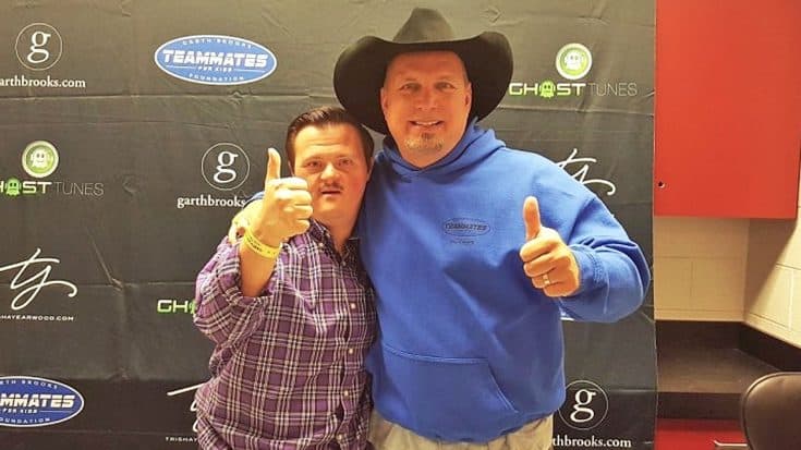 Garth Brooks Sees Man With Down Syndrome In The Audience. What Happens Next? Incredible! | Country Music Videos