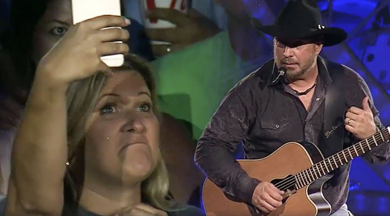 Fan’s ‘Hall Pass’ Sign Prompts Garth Brooks To Halt Concert And Confront Her | Country Music Videos