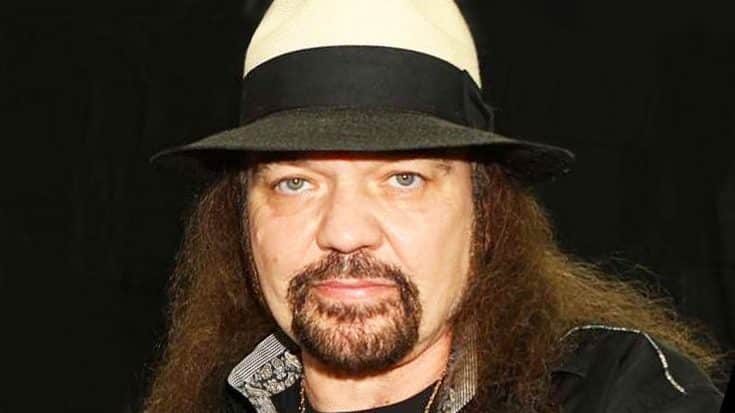 Gary Rossington Reveals The #1 Thing That ‘Blows His Mind’ About Skynyrd’s Success | Country Music Videos