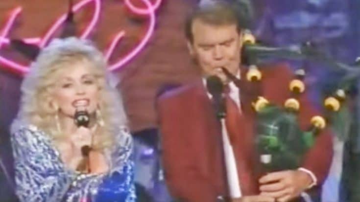Glen Campbell Shows Off Bagpipe Skills As Dolly Parton Sings ‘Amazing Grace’ | Country Music Videos