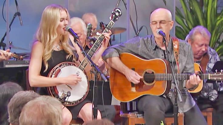 Glen Campbell’s Daughter Duets ‘Gentle On My Mind’ With His Longtime Bandmate | Country Music Videos