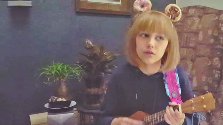 Rising Star Grace VanderWaal Delivers Emotional Tribute To John Lennon With ‘Imagine’ | Country Music Videos