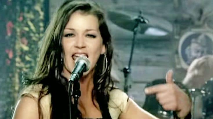 Gretchen Wilson’s 2004 Song ‘Redneck Woman’ Spent 5 Weeks At #1 | Country Music Videos
