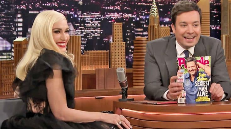 You Won’t Guess The Hilarious Gift Gwen’s Getting ‘Big’ Blake Shelton For Christmas | Country Music Videos