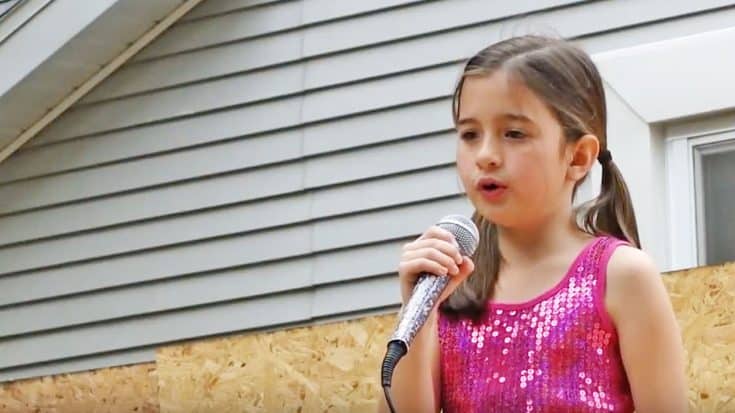 8-Year-Old Stuns With Emotional Nod To Leonard Cohen’s ‘Hallelujah’ | Country Music Videos