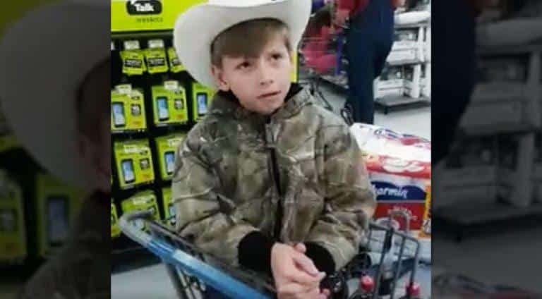 Unsuspected Little Boy Serenades Walmart With Outstanding Hank Williams Mashup | Country Music Videos