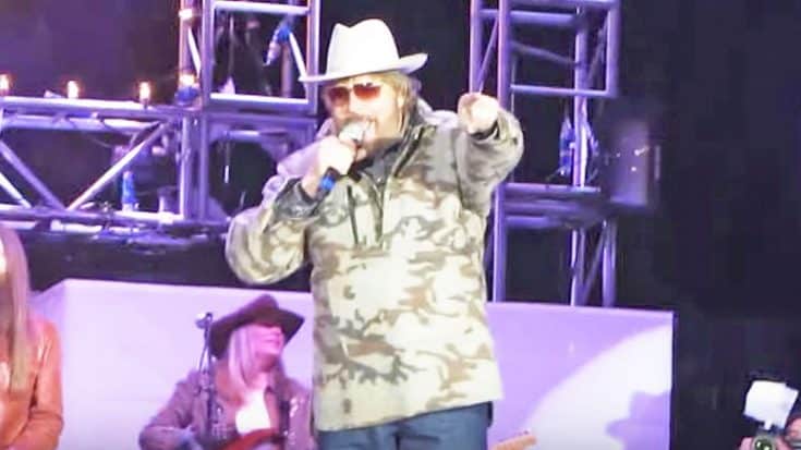 Hank Williams Jr. Rocked Right Into The New Year With Epic ‘Family Tradition’ Performance | Country Music Videos