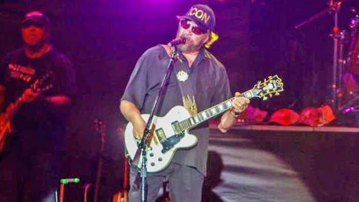 Hank Jr. Serves Up Smokin’ Version Of ‘All My Rowdy Friends Are Coming Over Tonight’ | Country Music Videos