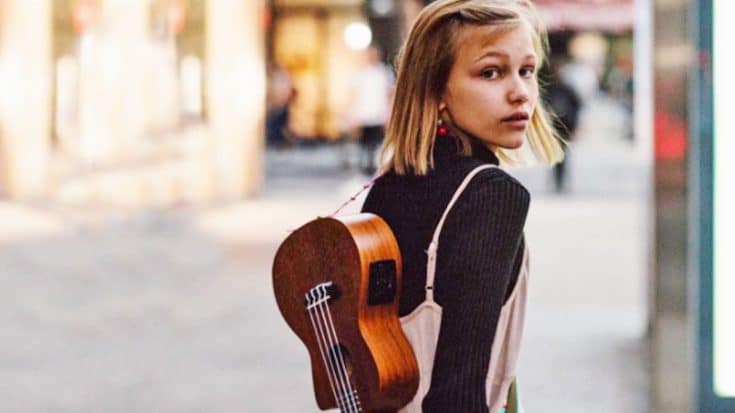 Grace VanderWaal Debuts Chilling New Music Video About Bullying | Country Music Videos