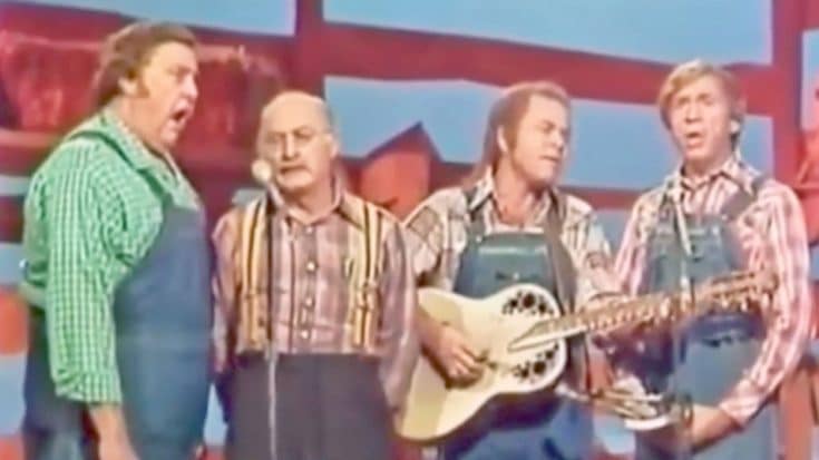 “Amazing Grace” Gets Revamp From “Hee Haw” Gospel Quartet | Country Music Videos
