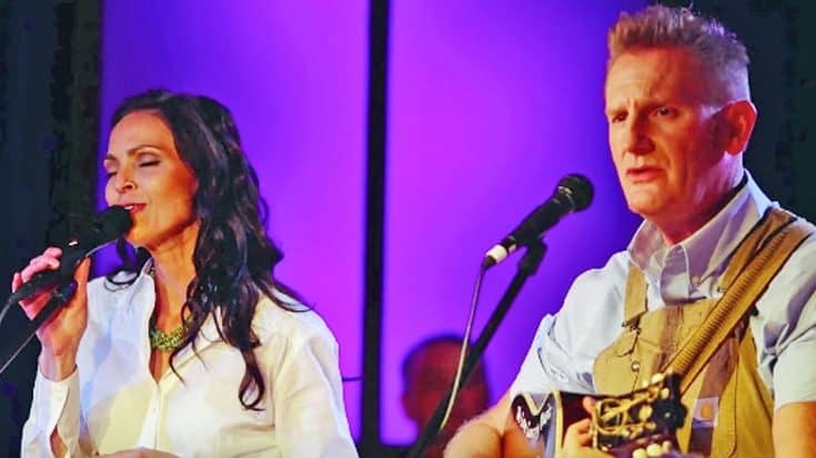 Joey + Rory’s Breathtaking Performance Of ‘How Great Thou Art’ Will Make You Weep | Country Music Videos