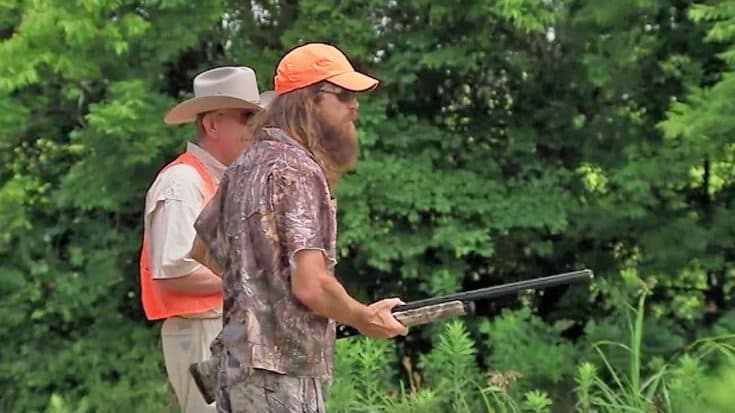 Jase Robertson’s Father-In-Law Goes Hunting And Makes UNBELIEVABLE Mistake | Country Music Videos