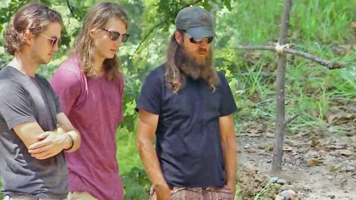 Jase Robertson And Family Attend Funeral…For A Squirrel?! | Country Music Videos
