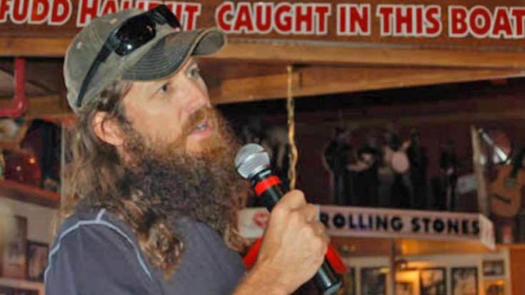Jase Robertson Reveals His Stance On Gun Control | Country Music Videos