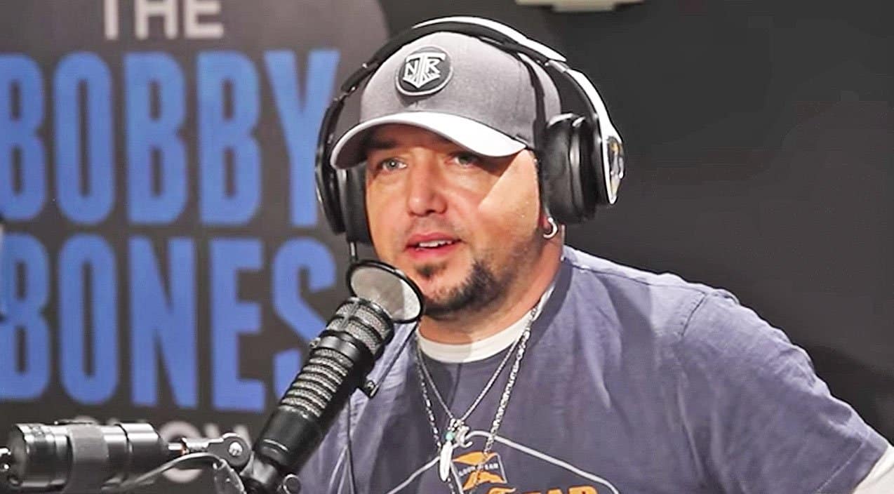 Jason Aldean Reveals What’s ‘Tough’ About Becoming A Dad Again | Country Music Videos