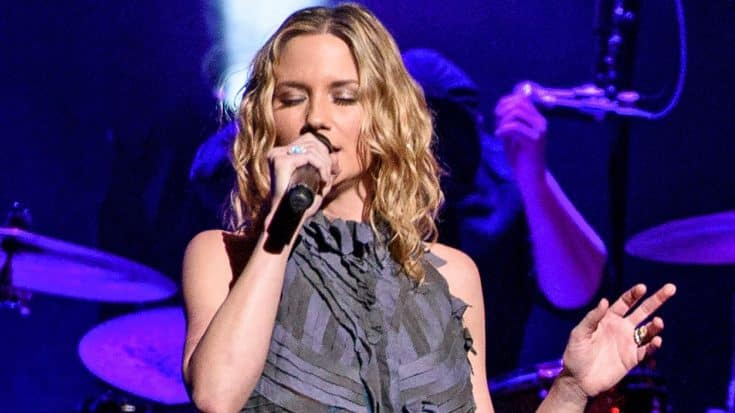 Jennifer Nettles Debuts Moving Song About The September 11th Attacks | Country Music Videos