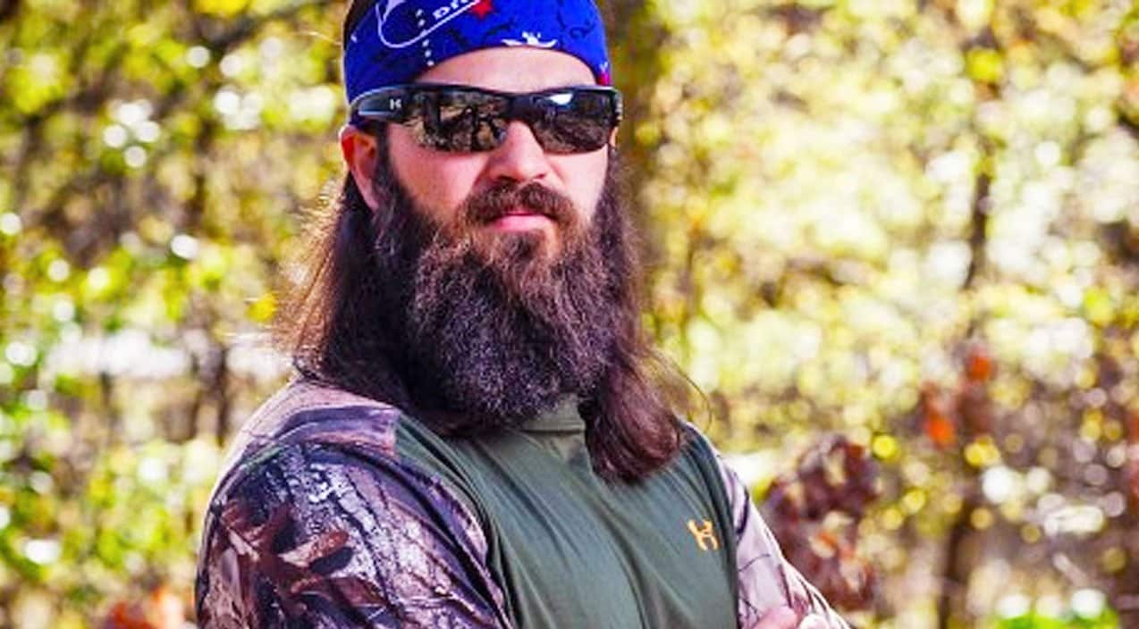 Jep Robertson Shares Photo Of New ‘Do,’ And You’ll Never Believe What It Is! | Country Music Videos