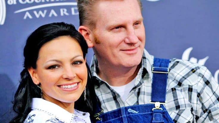 Joey+Rory Share Photo That Brings Them Peace During This Sad Time | Country Music Videos