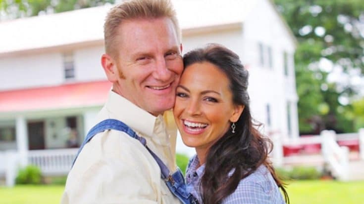 Joey + Rory’s Family Release Statement, ‘Still Have Hope For A Miracle’ | Country Music Videos
