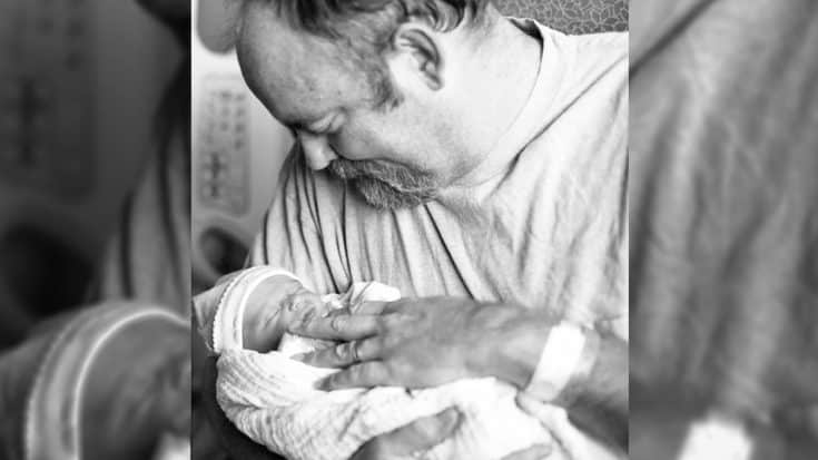 John Carter Cash And Wife Welcome First Child Together | Country Music Videos