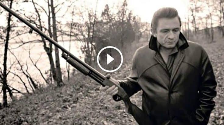 [WATCH] Johnny Cash Sings A Song To A Crow | Country Music Videos