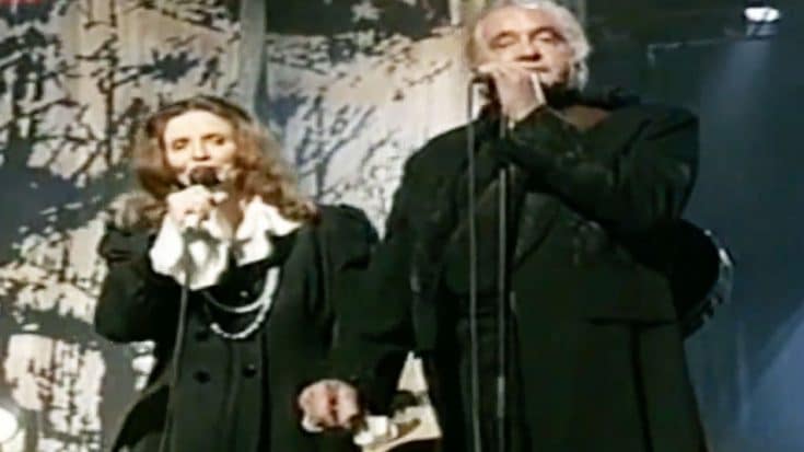 Footage Of Johnny & June’s Farewell Concert Resurfaces And It’s Pure Magic | Country Music Videos