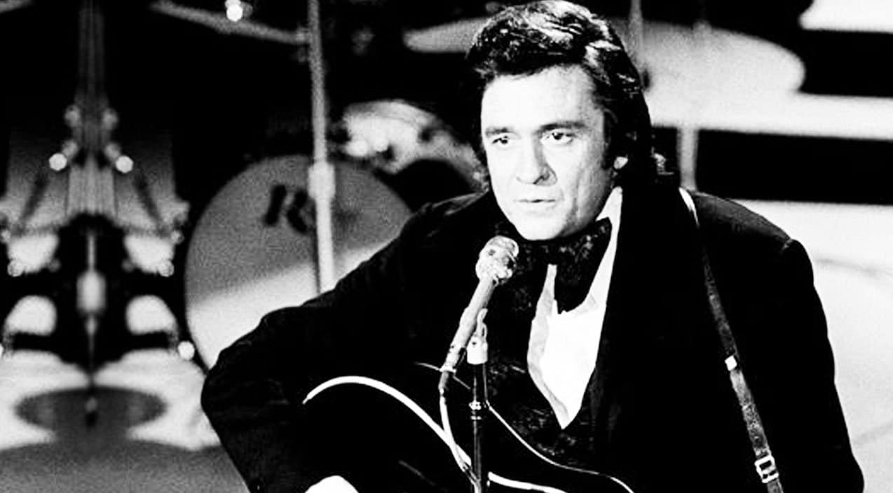 Johnny Cash Is A Total Ham During “A Boy Named Sue” | Country Music Videos