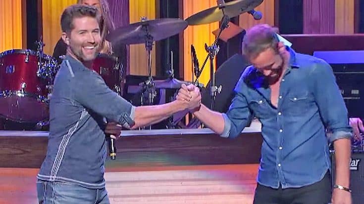 Unsuspecting Country Singer Gets The Surprise Of A Lifetime By His Idol, Josh Turner | Country Music Videos