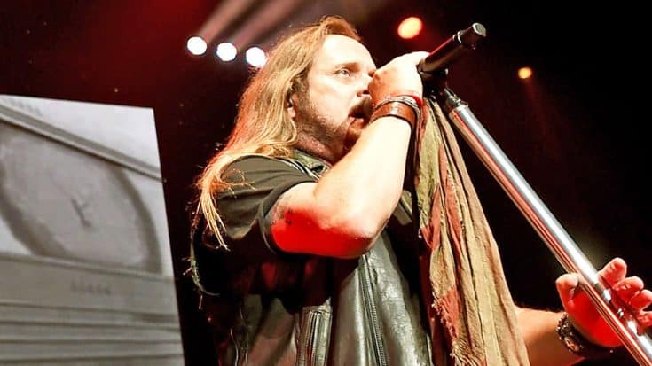 Johnny Van Zant’s Passionate Vocals In ‘Blame It On A Sad Song’ Will Break Your Heart | Country Music Videos