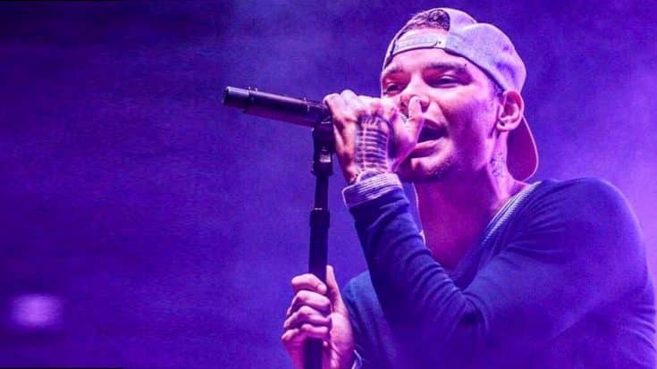 Kane Brown Thrills Crowd With ‘King Of The Road’ Performance At Randy Travis Tribute Concert | Country Music Videos
