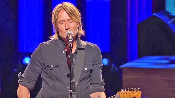 Keith Urban Recruits Unsuspected Duet Partner For Unearthly Duet Of ‘The Fighter’ | Country Music Videos