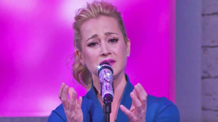 Kellie Pickler Debuts Emotional Song Inspired By Her Late Grandmother | Country Music Videos