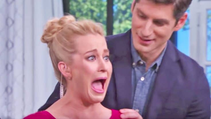 Kellie Pickler Unleashes Series Of Insane Screams Upon Facing Biggest Fear | Country Music Videos