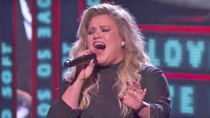 Kelly Clarkson Graces ‘America’s Got Talent’ Finale With Flirtatious New Single | Country Music Videos