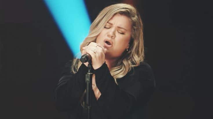 Fans Freak Out After Kelly Clarkson Quietly Drops Soul-Infused Masterpiece | Country Music Videos