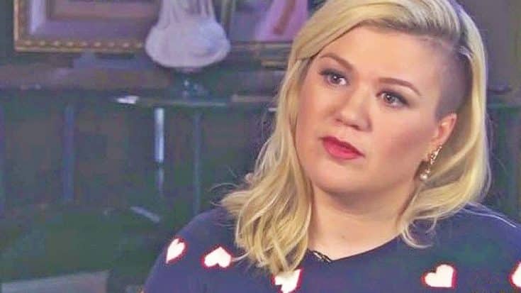 Kelly Clarkson Reveals Details Of All-Day Sickness During Pregnancy | Country Music Videos