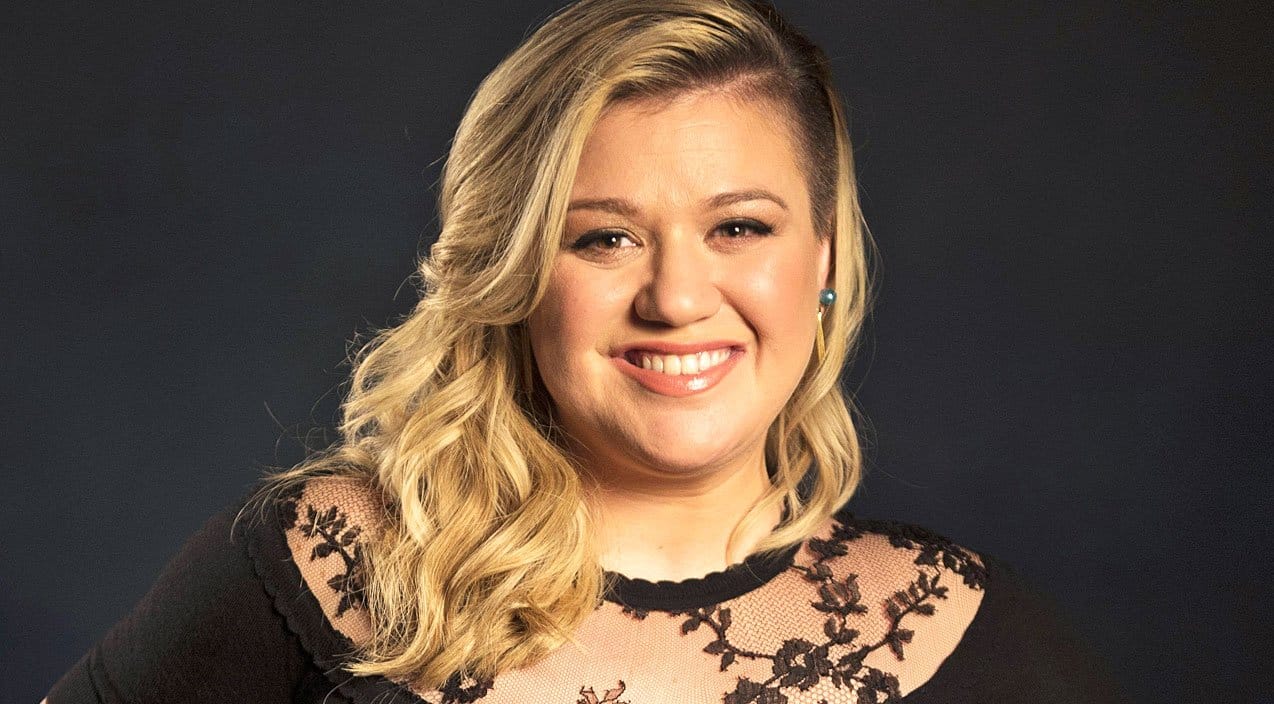 Kelly Clarkson Shares Adorable New Photo Of Her Baby Boy.