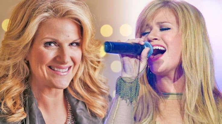 Kelly Clarkson Puts Her Own Spin On Trisha Yearwood’s ‘Walkaway Joe’ | Country Music Videos