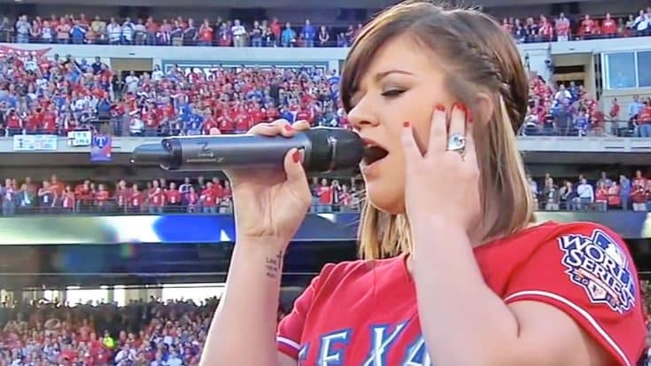 Kelly Clarkson Delivers Unearthly A Cappella National Anthem Before World Series | Country Music Videos