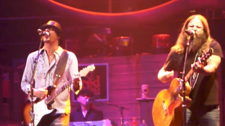 Kid Rock Brings Out Surprise Guest Jamey Johnson For Killer ‘Only God Knows Why’ | Country Music Videos