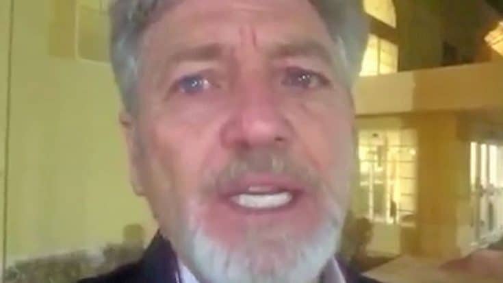 Larry Gatlin Gets Emotional In Public Rant Following Paris Attacks | Country Music Videos