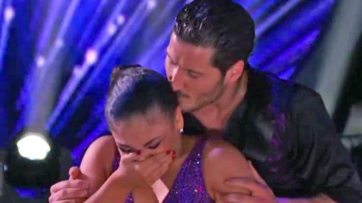 ‘Dancing With The Stars’ Competitor Performs Through Tears After Family Member Passes Away | Country Music Videos