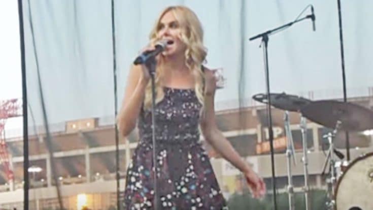 Laura Bell Bundy Pays Tribute To Country’s Leading Ladies In Hip-Shaking Medley | Country Music Videos
