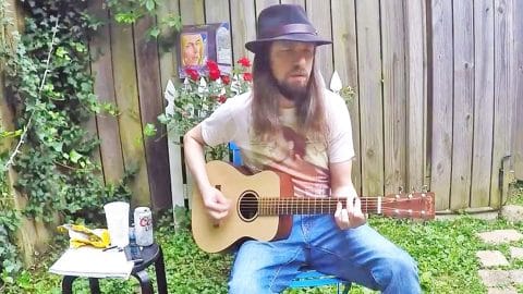 Fella Cracks Open A Beer, Grabs His Guitar, & Out Comes 'The Ballad Of Curtis Loew' | Country Music Videos