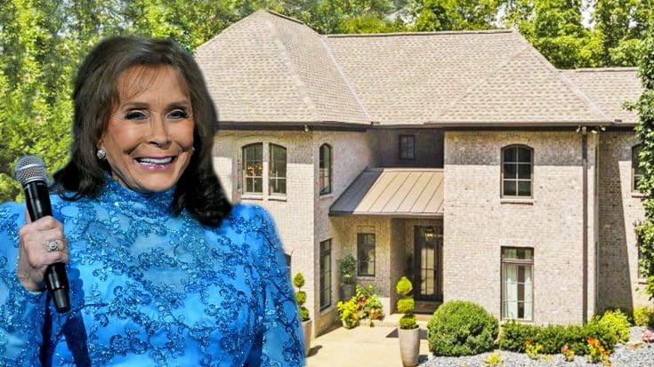 Loretta Lynn’s Stunning Former Tennessee Mansion For Sale | Country Music Videos